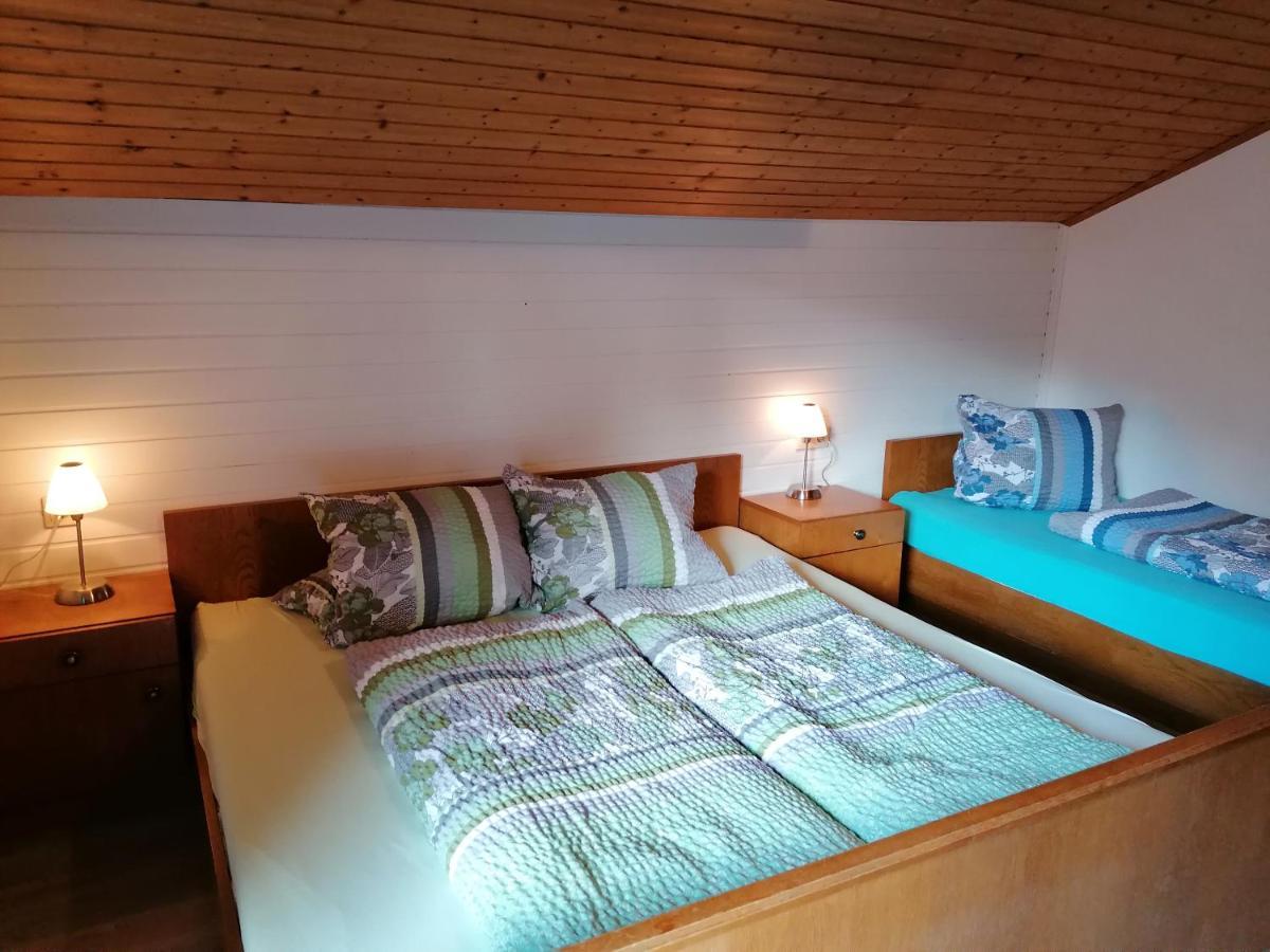 Haus Manuela Am Pressegger See Egg bei Hermagor Luaran gambar